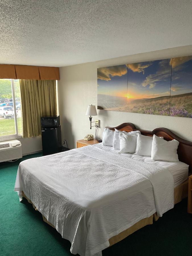Days Inn By Wyndham Cambridge Luaran gambar