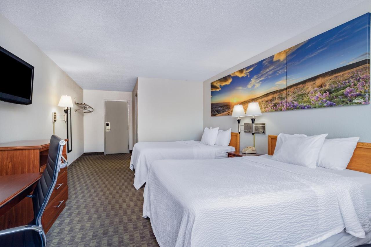Days Inn By Wyndham Cambridge Luaran gambar