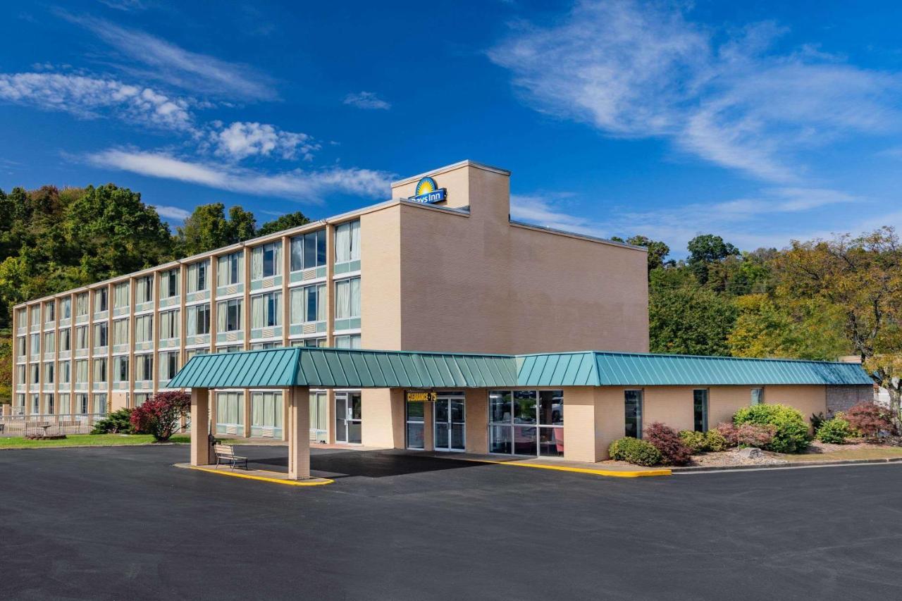 Days Inn By Wyndham Cambridge Luaran gambar